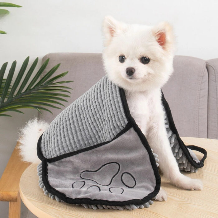 Super Absorbent Pet Towel with Hand Pockets - Image 5