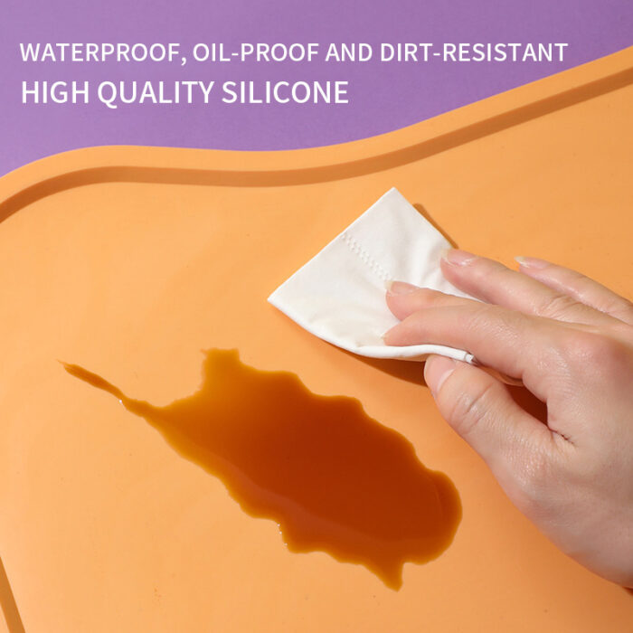 Waterproof Silicone Pet Feeding Mat - Image 4