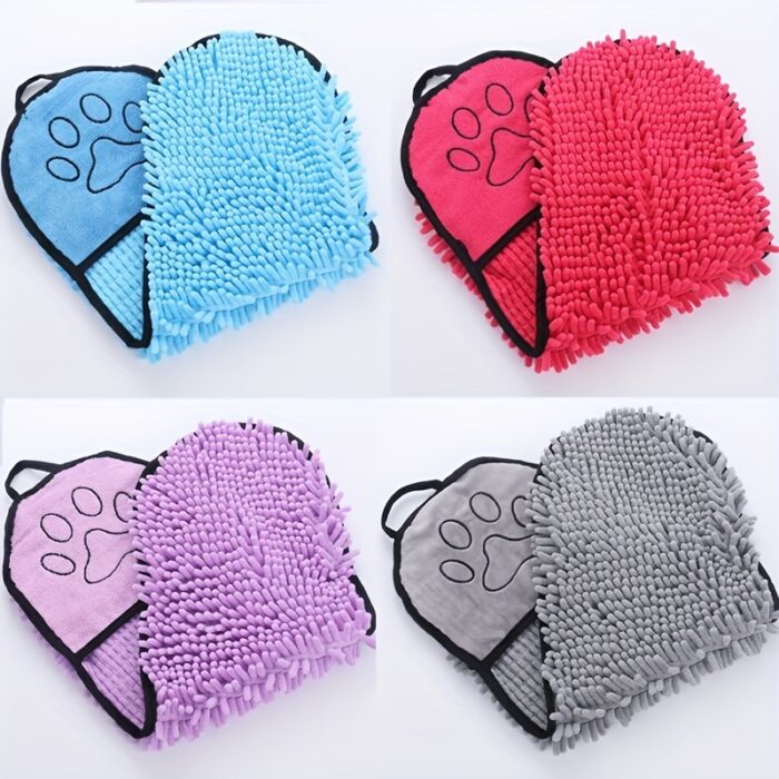 Super Absorbent Pet Towel with Hand Pockets - Image 3